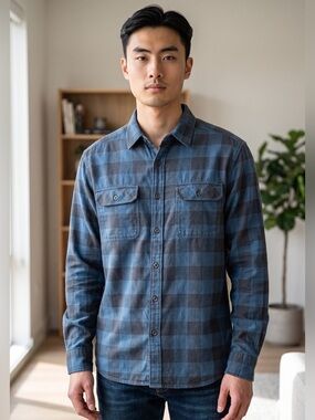 H&M L.O.G.G. Men's Blue and Black Plaid Flannel Button Down Shirt